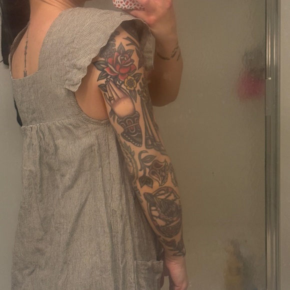 Linen Square Neck Dress - Picture 7 of 8